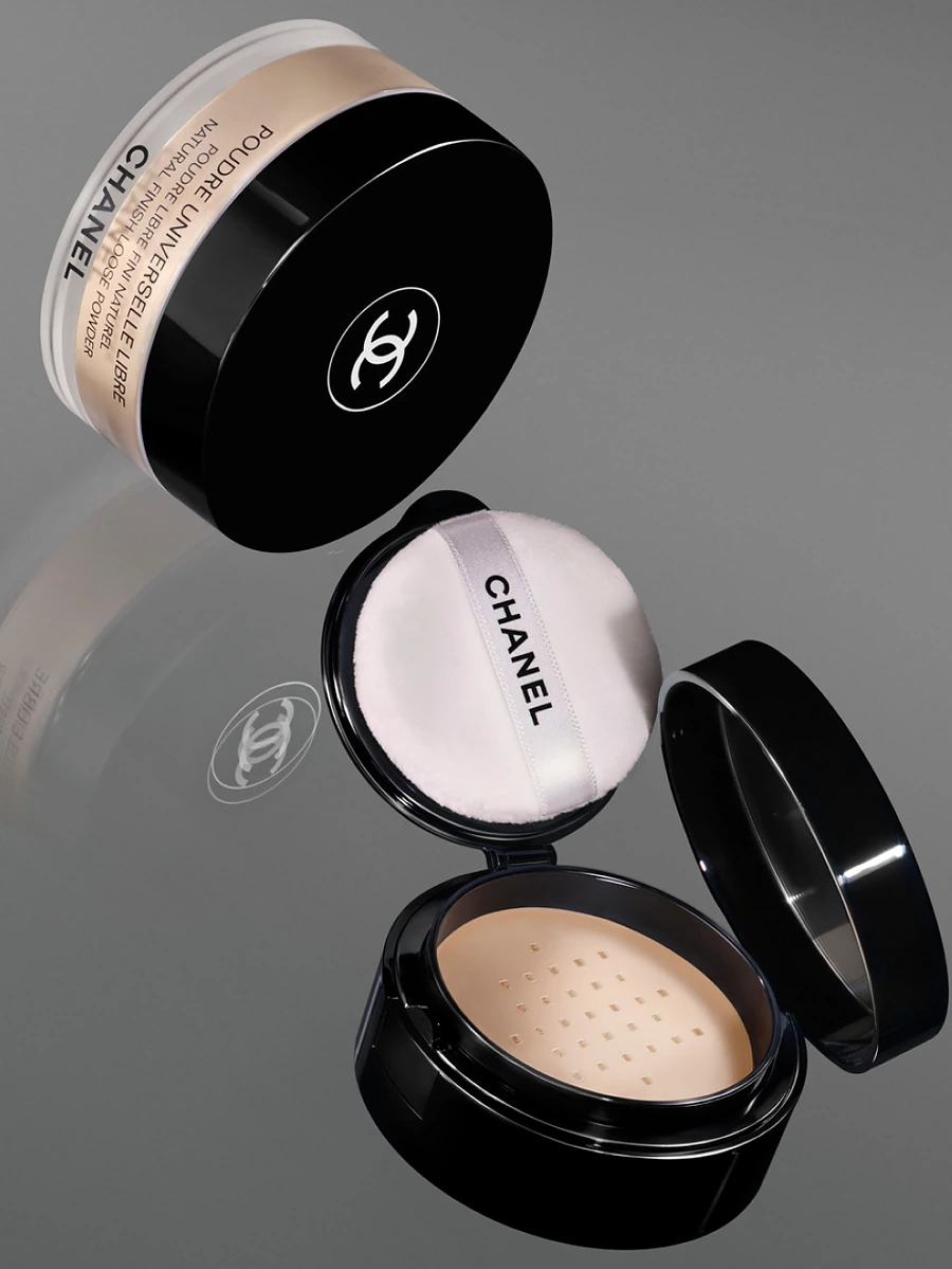 Cipria libera e cipria compatta Chanel Poudre Universelle con piumino