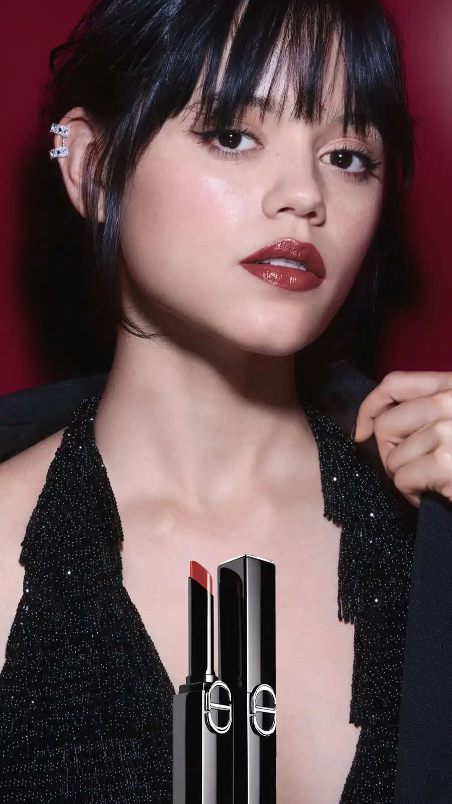 Jenna Ortega con rossetto Dior Rouge Dior On Stage